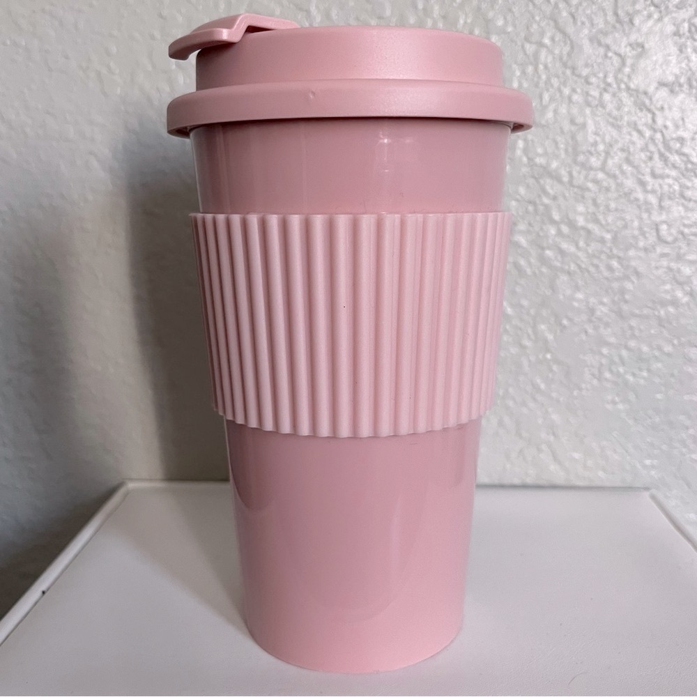 Mainstays 18 oz. Travel Cup With Ribbed Soft Grip Pearl Blush
